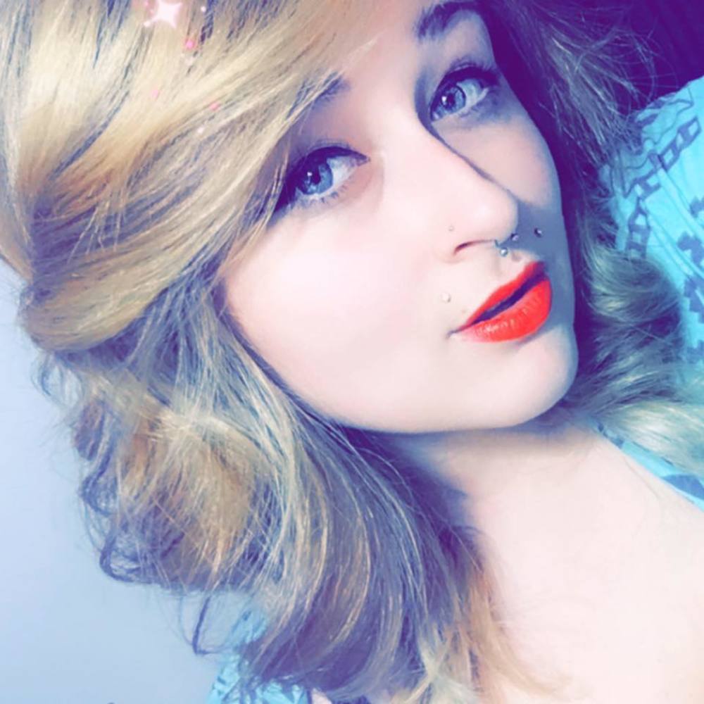 Meet your Posher, Kellyanne